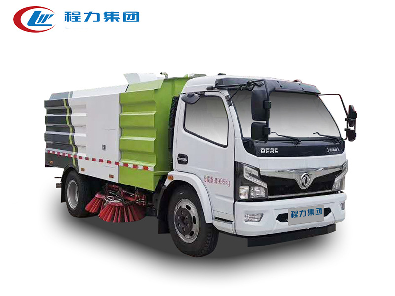 國(guó)六東風(fēng)多利卡8方掃路車(chē)